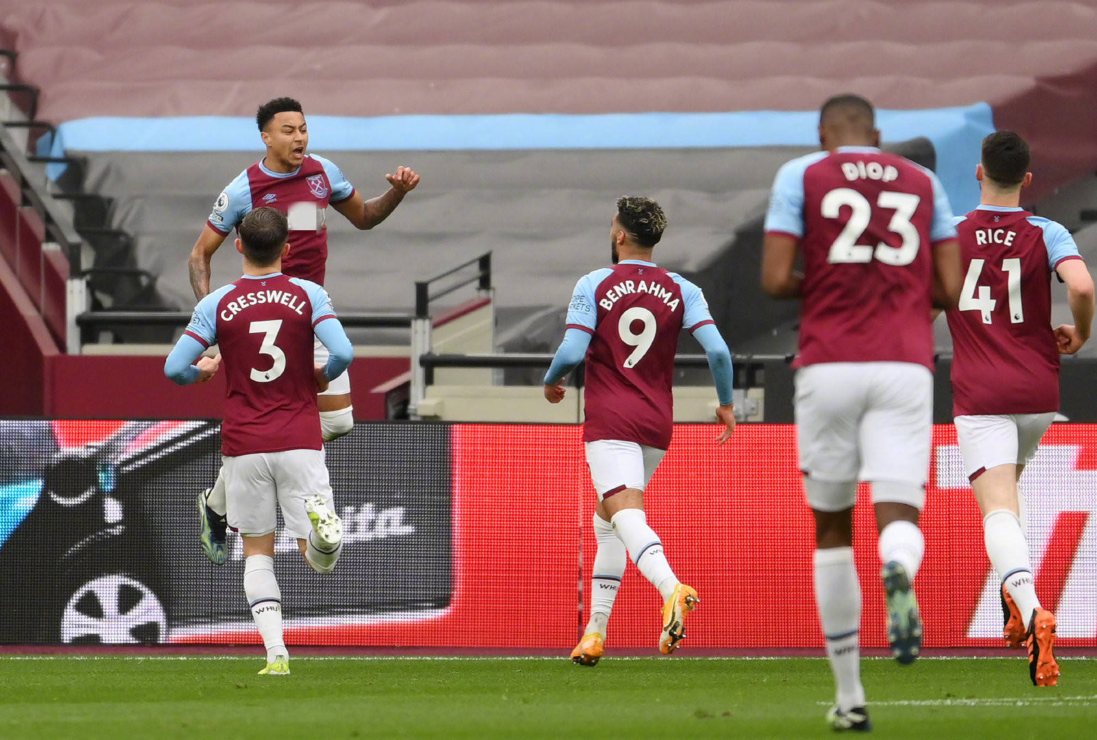 他凭借出色 他凭借出色